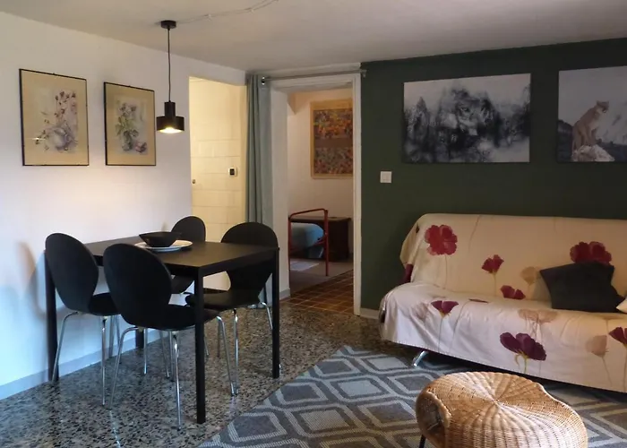 Maison A La Coque بيت للعطل باشينو